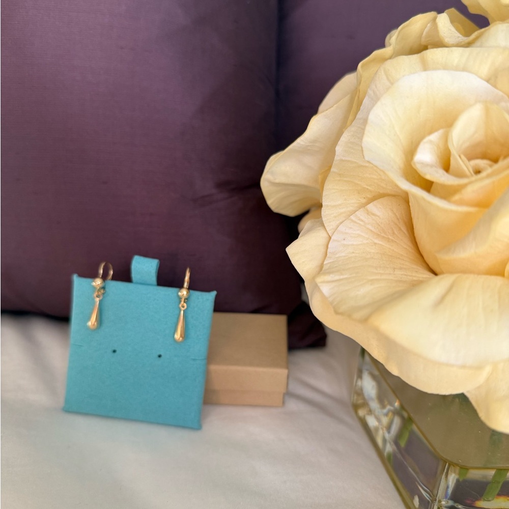 14k Italian Gold Tear Drop Earrings - Picture 2 of 5